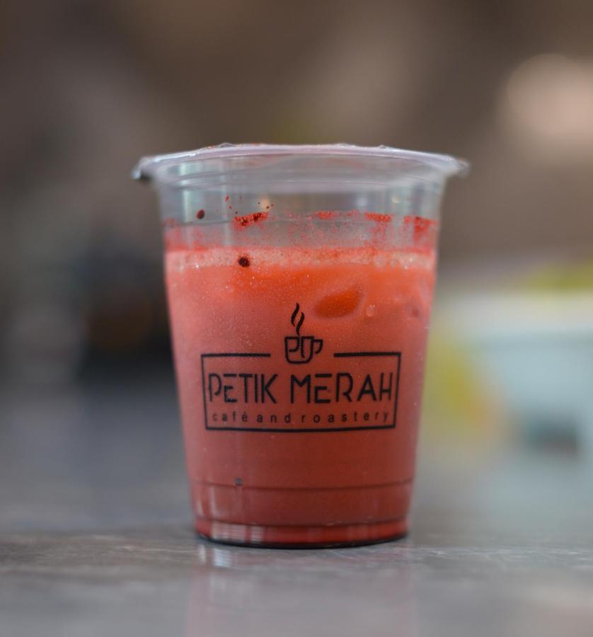Petik Merah Homestay Pakualaman Buitenkant foto