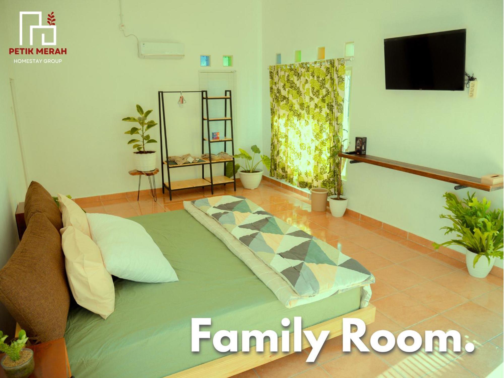 Petik Merah Homestay Pakualaman Buitenkant foto